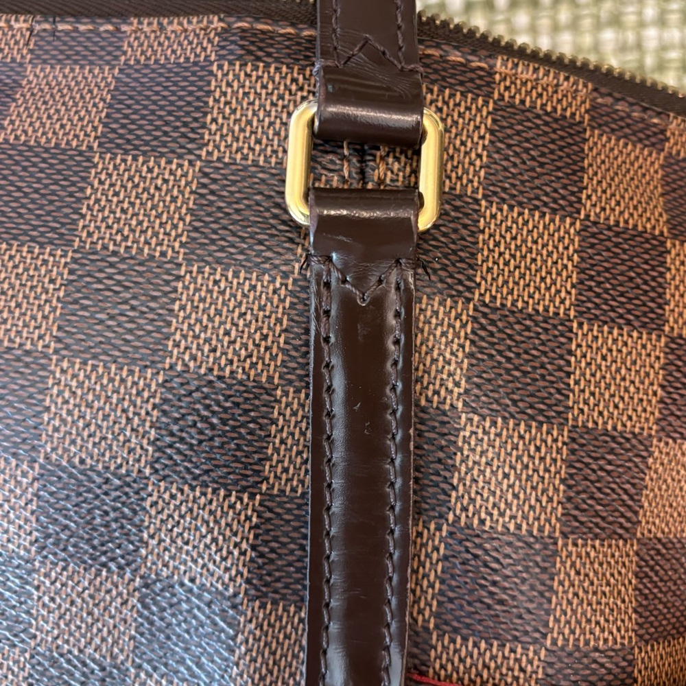 LOUIS VUITTON 🤎 TOTALLY DAMIER EBENE MM TOTE - Picture 14 of 17